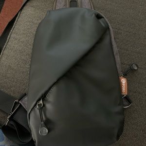 Crossbody sling bag!